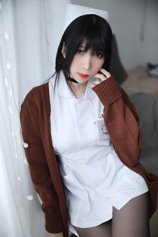 同人护士 - 鹿野希